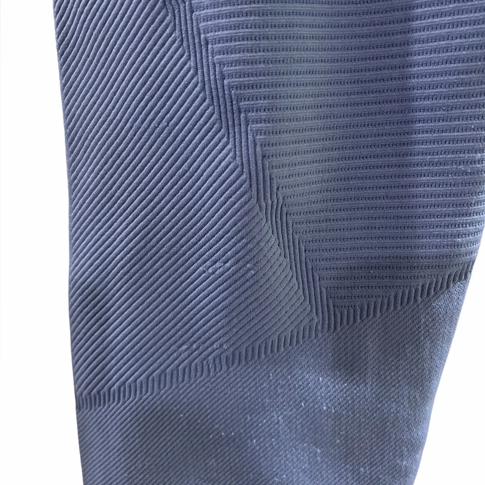 Peloton Compression Tights - Picture 6 of 6